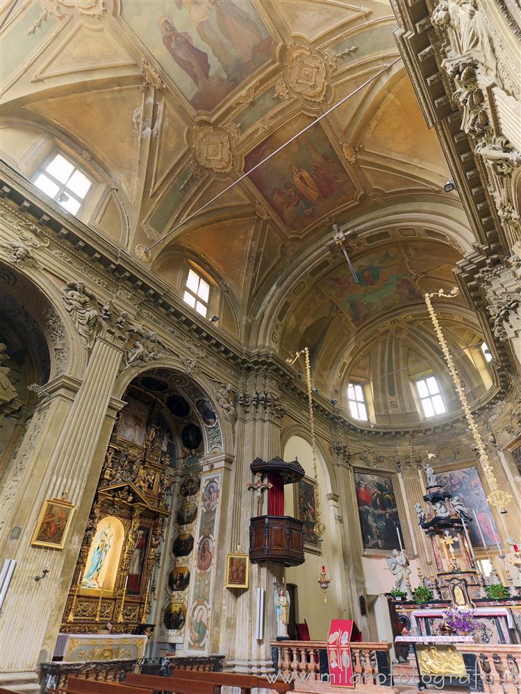 Milan (Italy) - Church of Santa Maria Assunta al Vigentino - interior